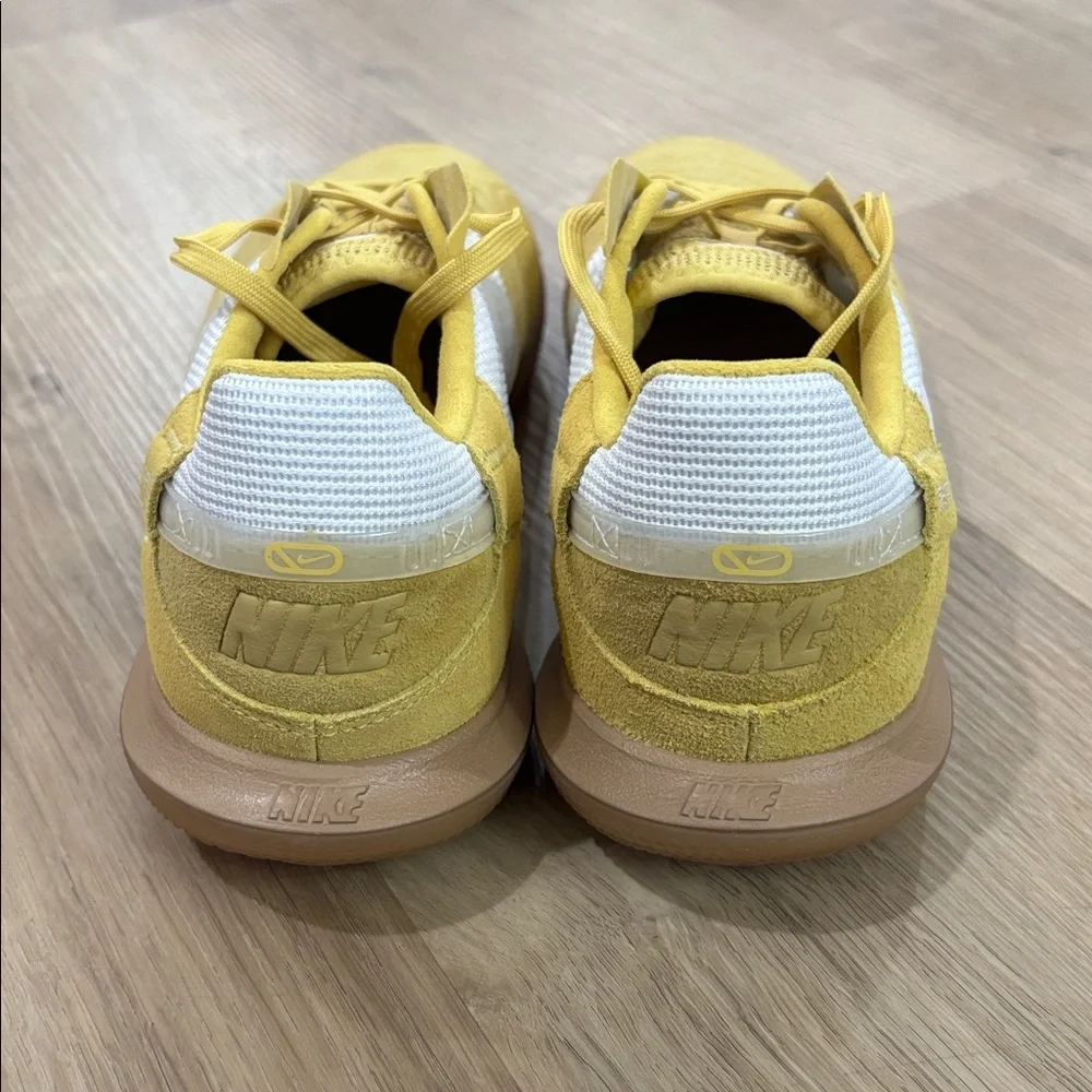 NEW Men’s Nike Street Gato “Saturn Gold” Sneakers